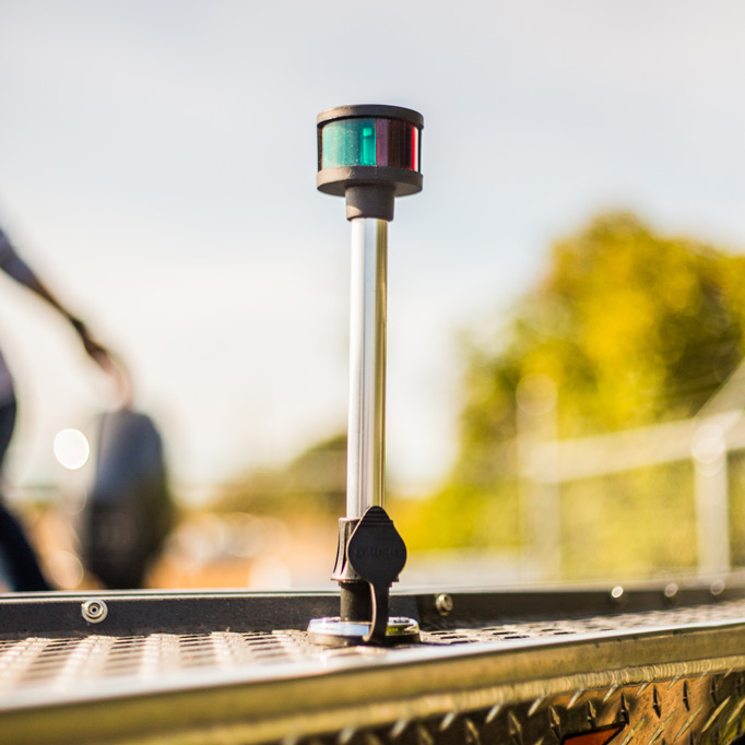 LED Bow Pole Light Willie Boats