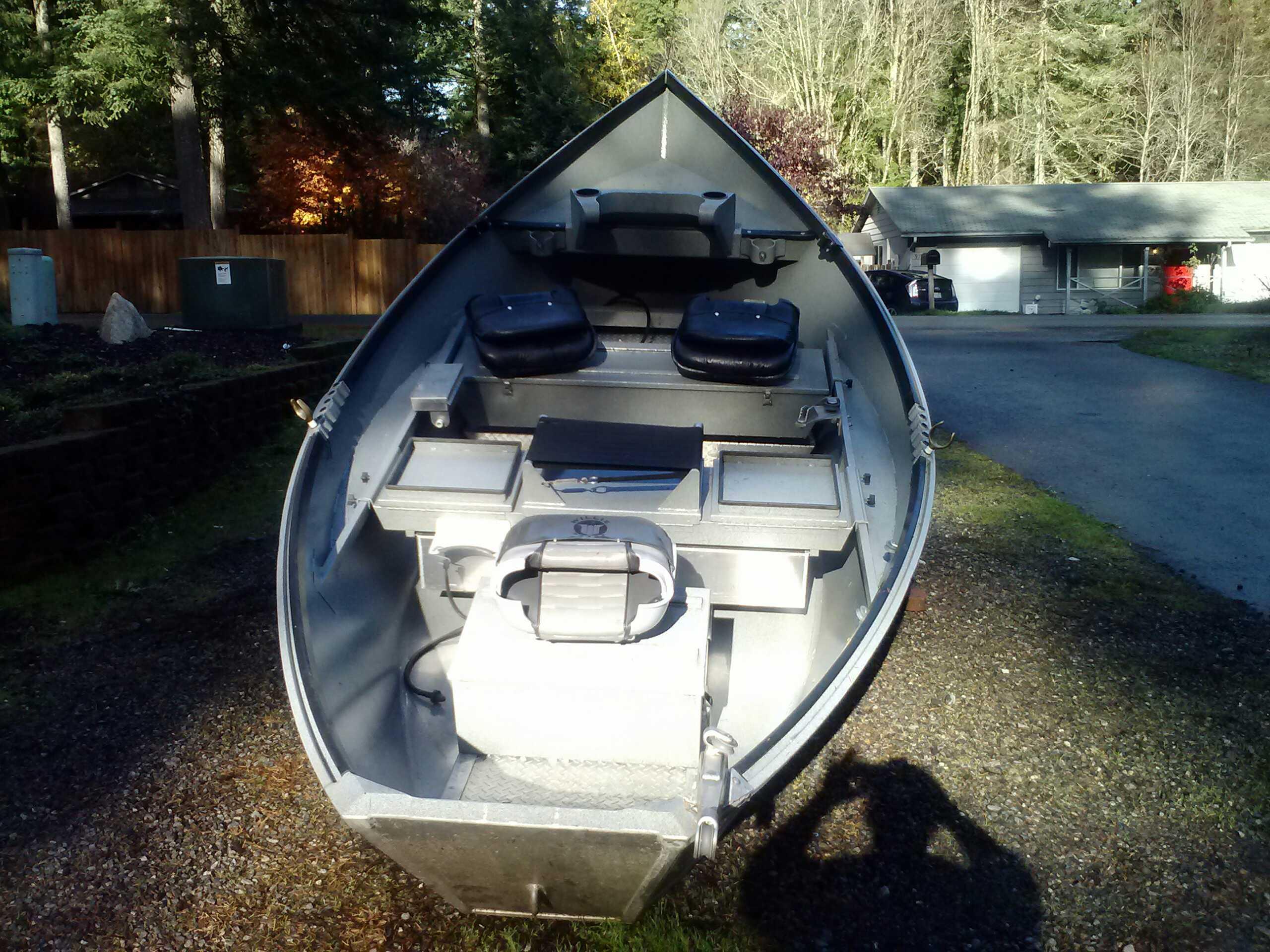 1108151345a Willie Boats