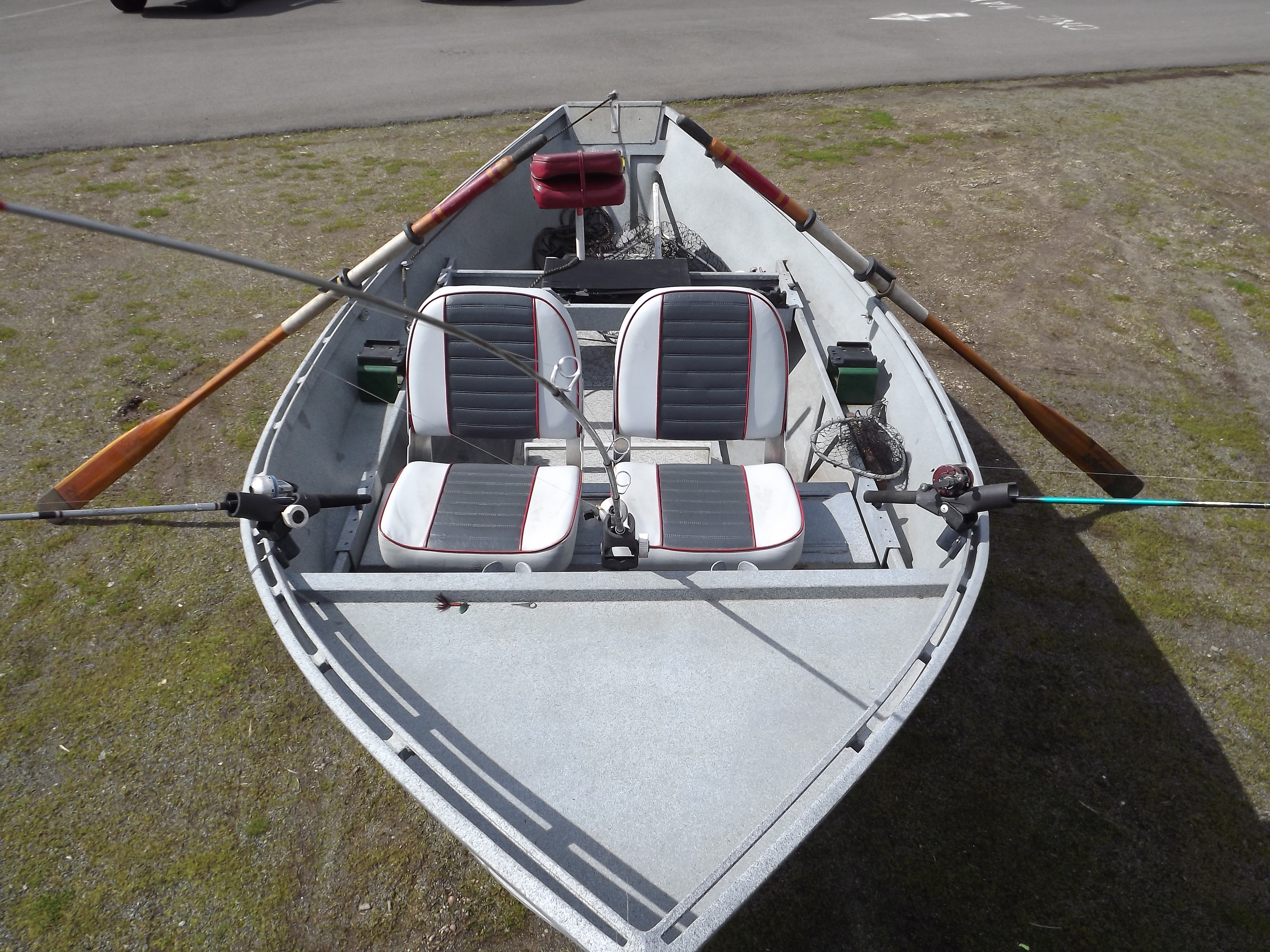 1993- 16' Fish Rite Drift Boat $5,500.00 - Willie Boats